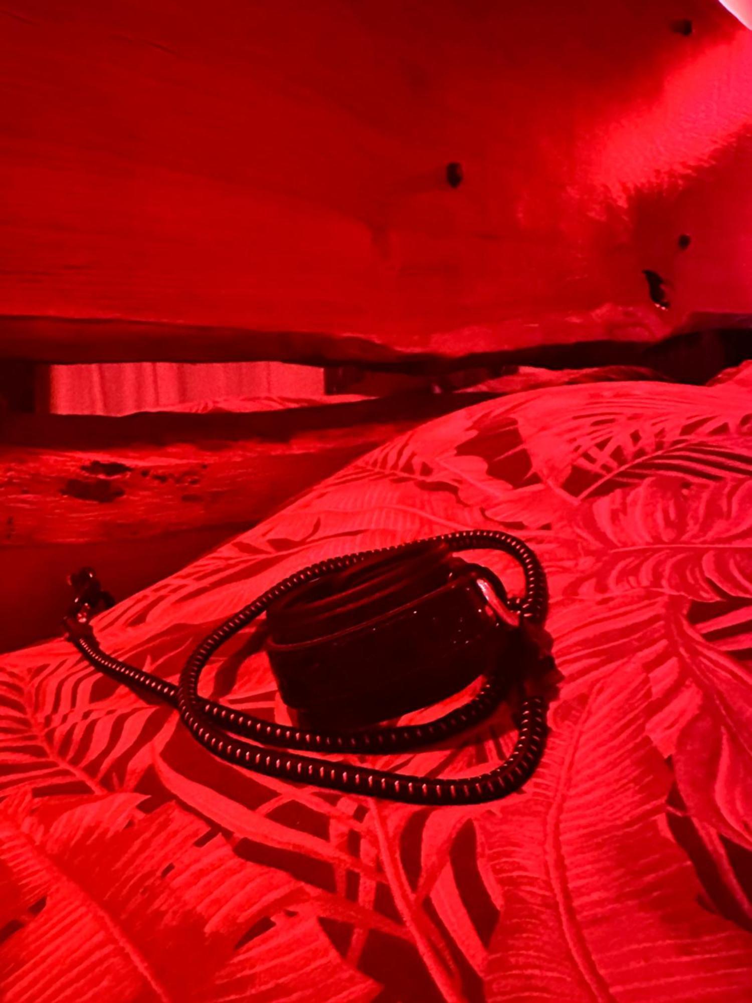 Loveroom En Bords De Meuse Floing Exteriör bild