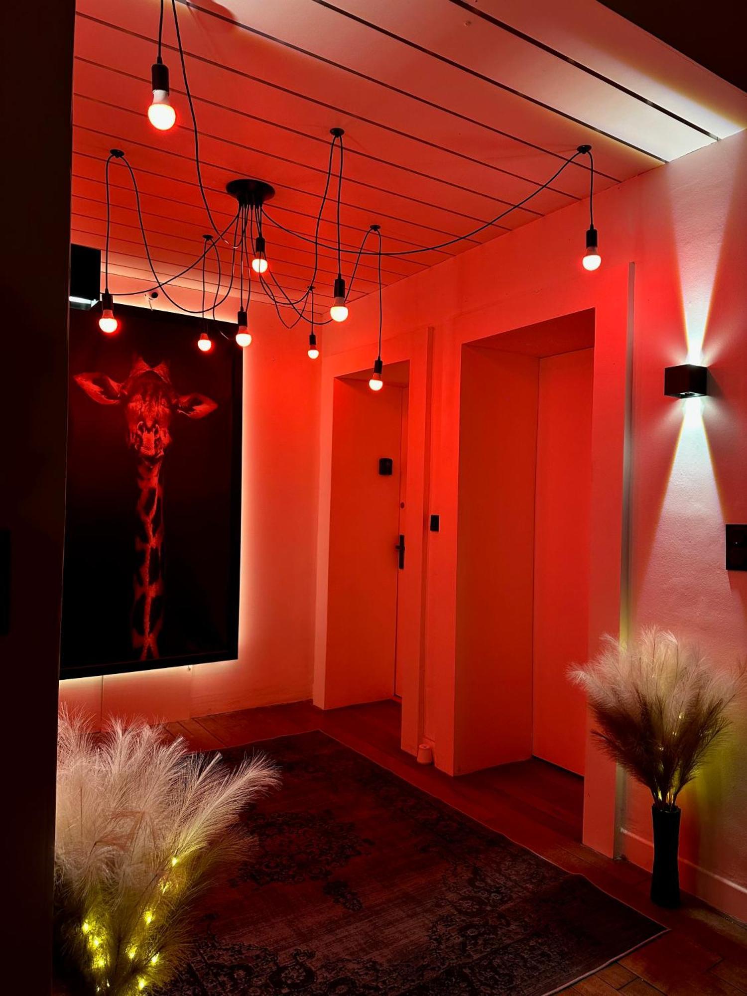 Loveroom En Bords De Meuse Floing Exteriör bild